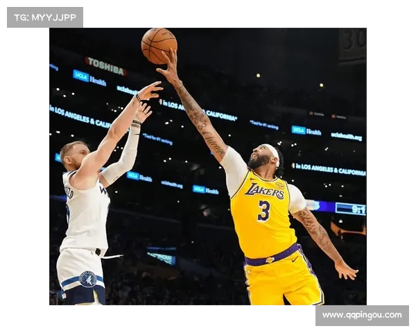 戴维斯分享父子共练篮球的独特乐趣与深刻收获